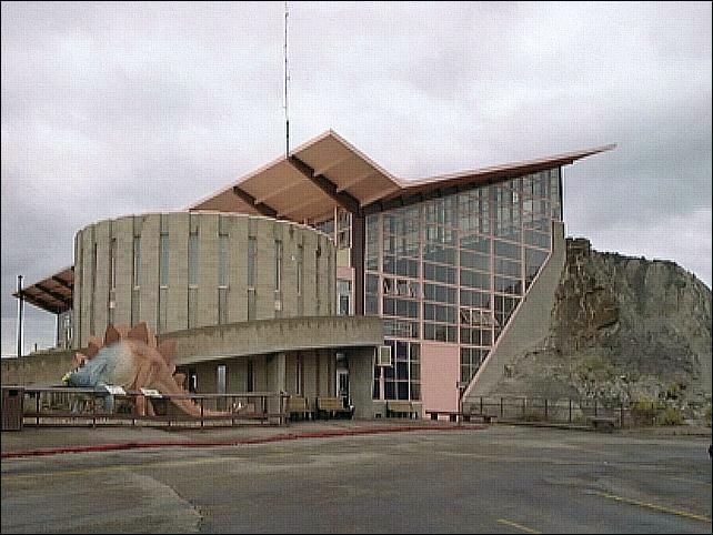 dinosaur quarry visitor center